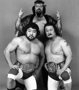 Masa Saito avec Mr. Fuji et leurs manager Lou Albano