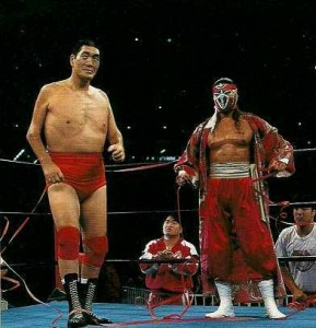 Il fit même équipe avec le fondateur de la All Japan, Giant Baba!