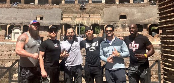 lutteurs-wwe-rome