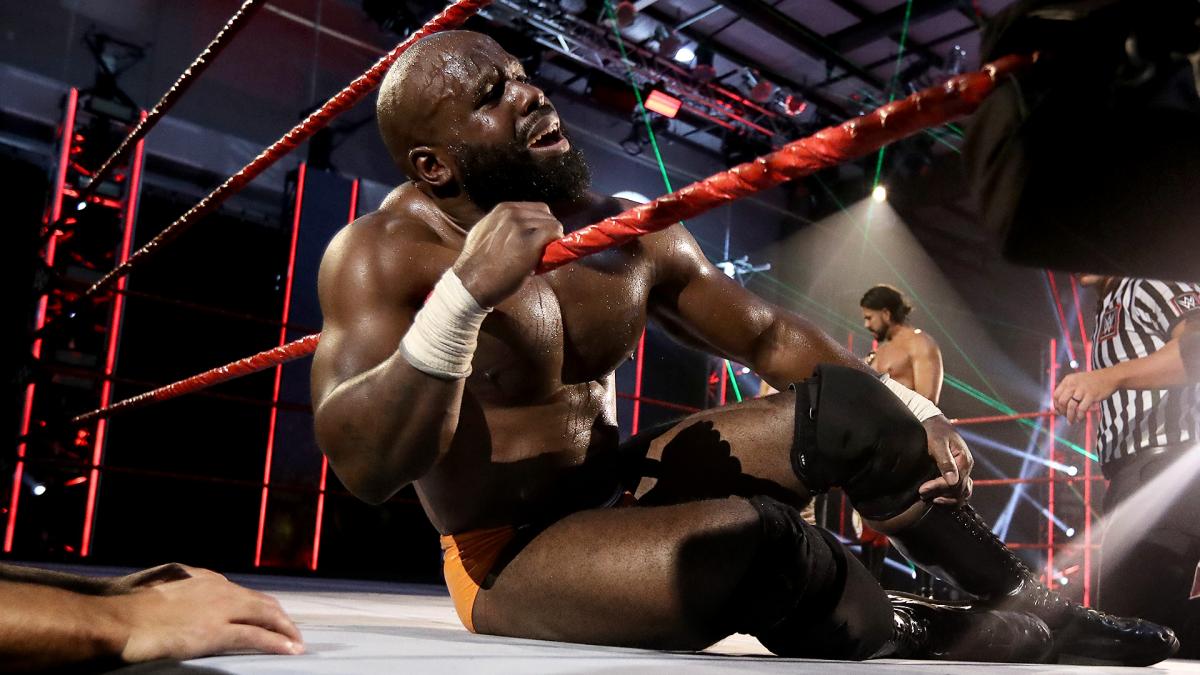 apollo crews blessure raw