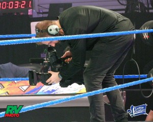NXT: On continue l'expérience d'une caméra dans le ring durant le main event.
