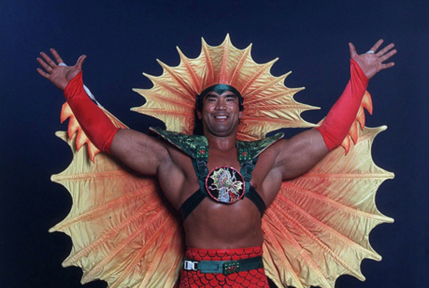 Ricky-The-Dragon-Steamboat