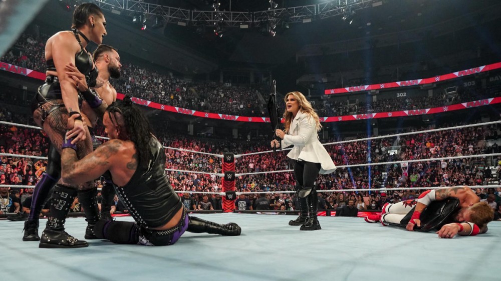 beth phoenix edge