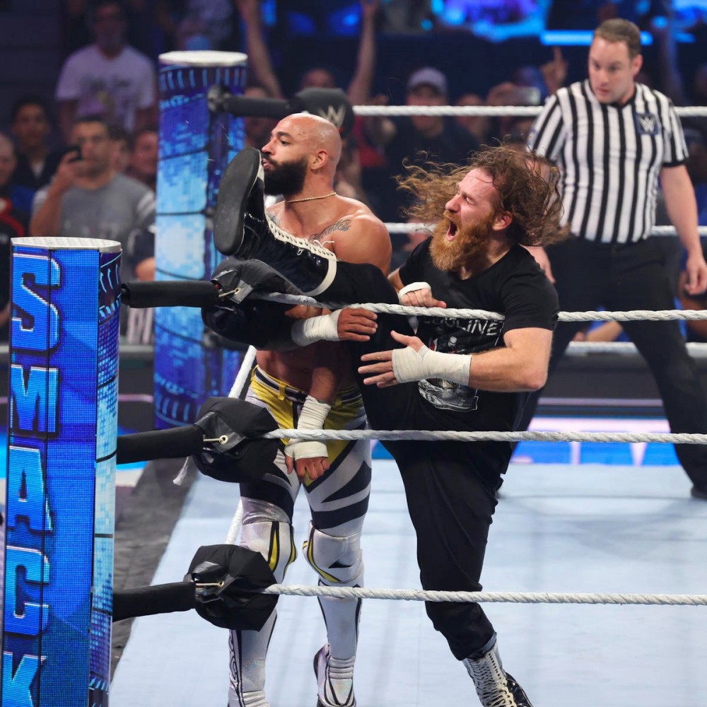 ricochet zayn smackdown montreal