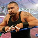 NXT: Tony D'Angelo montre sa frustration envers la foule.