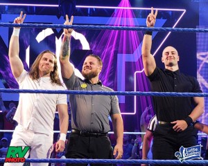 NXT: The Schism (Au centre, Joe Gacy. Jagger Reid et Rip Fowler (The Dyad))