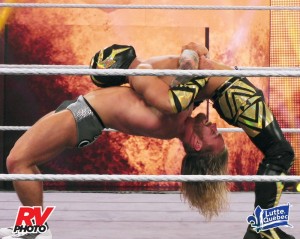 NXT: Tyler Bate et Axiom