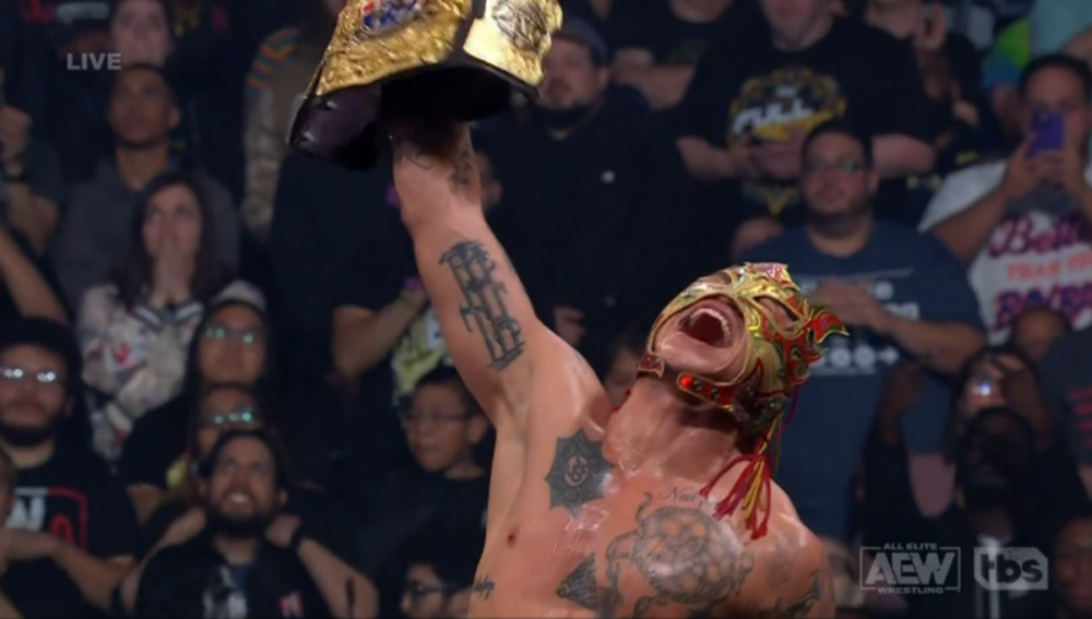 rey fenix champion