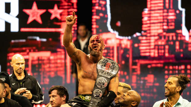 mark briscoe champion roh