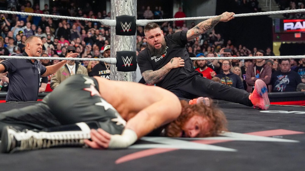 owens zayn raw attaque
