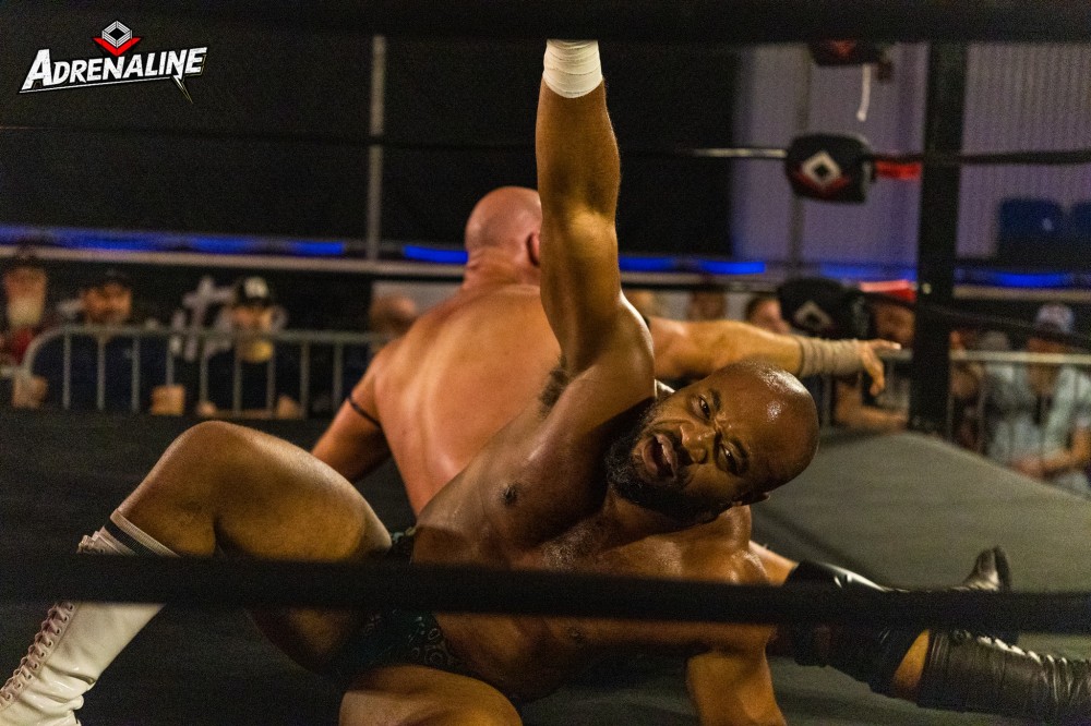 (photo Victory Ring)