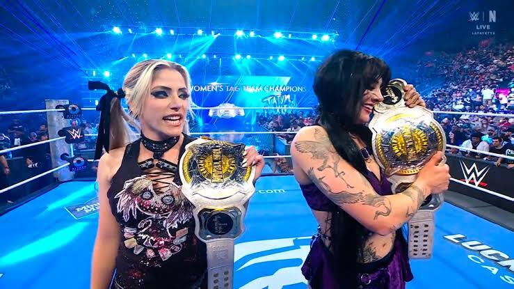 alexa-bliss-tatum-paxley-championnes
